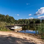 Dolidkowo Camp Alloggio per agriturismo Gwiezdzin