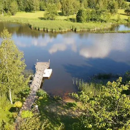 Dolidkowo Camp Фермерский дом Gwiezdzin