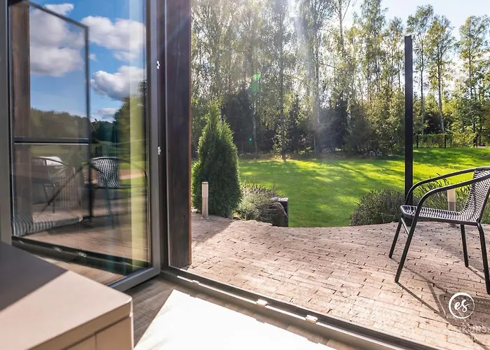 Dolidkowo Camp مزرعة للإقامة Gwiezdzin